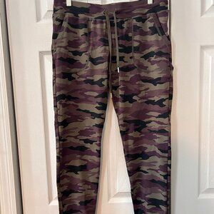 Purple Camo Unwind Jogger (L)